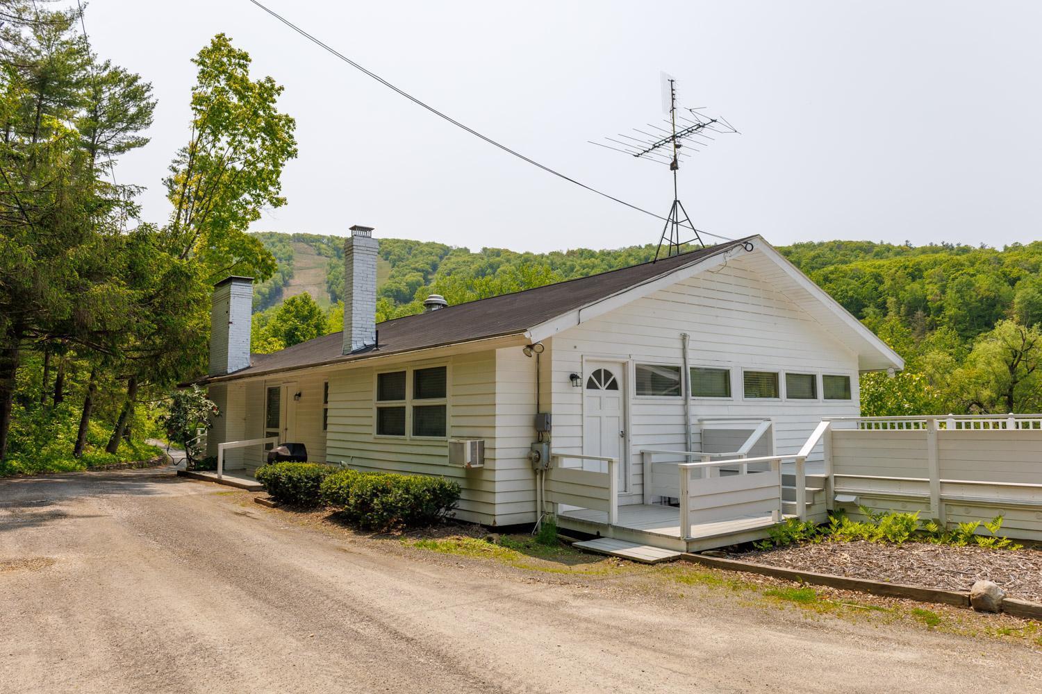 Catamount Lodging Hillsdale Ngoại thất bức ảnh